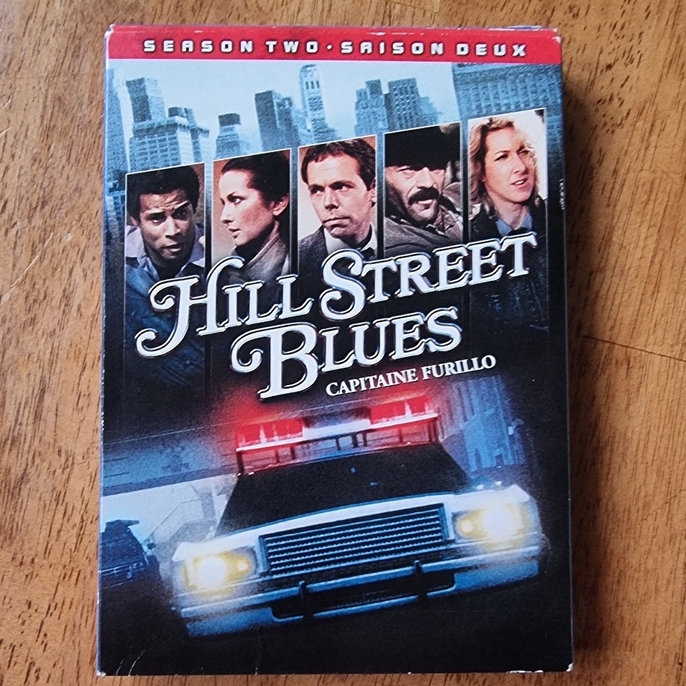 🌟3/$40 Sale!🌟 Hill Street Blues Season Two 3-Disc Set DVD